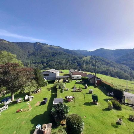 ホテル Ferme Arboucau Peyrouse エクステリア 写真